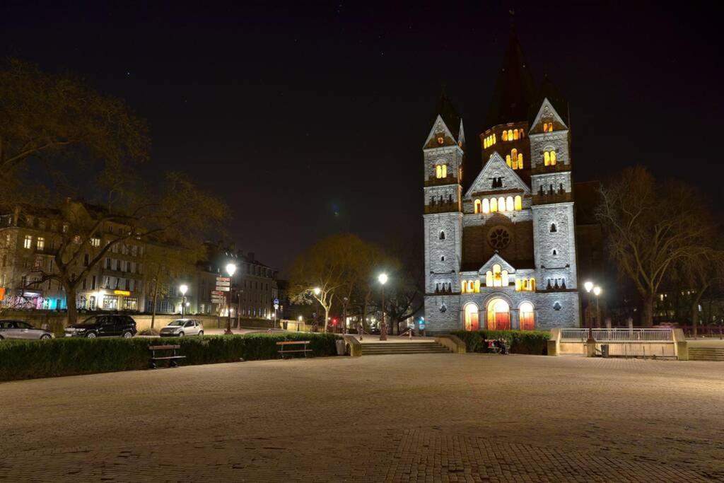 La Chambre Noire Au Coeur De Metz Bagian luar foto