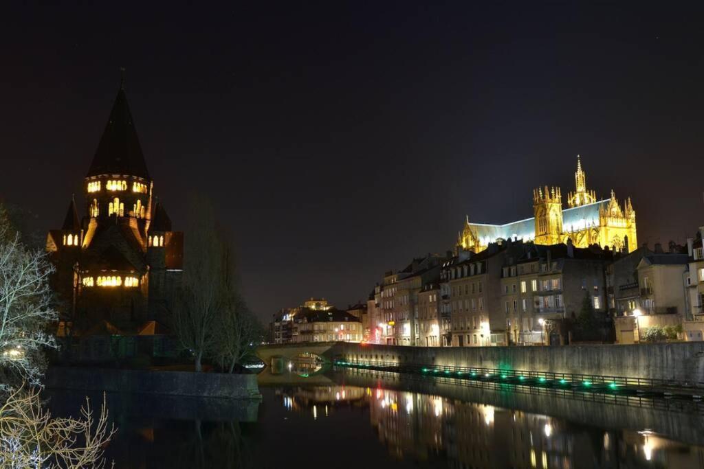 La Chambre Noire Au Coeur De Metz Bagian luar foto